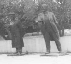 statue_graveyard