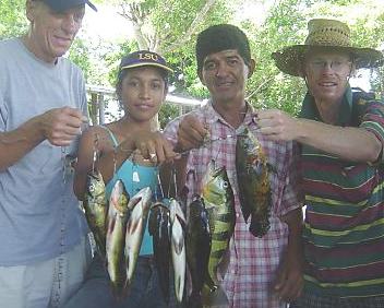 Fishing on lake Gatun